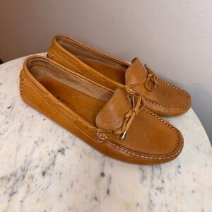 Mercanti Florentini Loafers Size 8.5 M
Tan Leather shoes MAKE ME AN OFFER!
